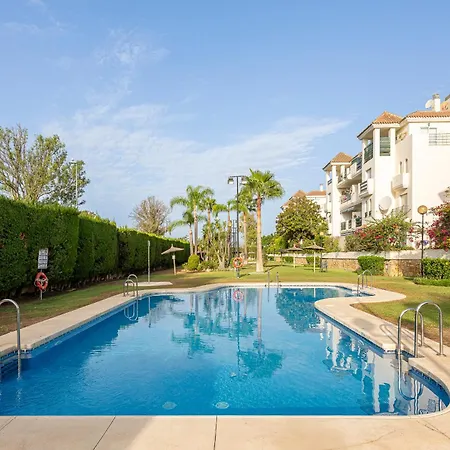 Puerto Banus - Modern Apartament, 2 Bedrooms Apartment
