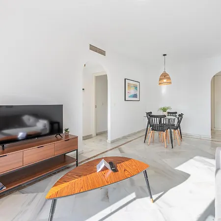 Puerto Banus - Modern Apartament, 2 Bedrooms * 마르베야